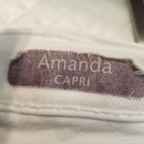 Gloria Vanderbilt Amanda Capri Women’s Size 16 White Denim Studded Pockets - Picture 5 of 8